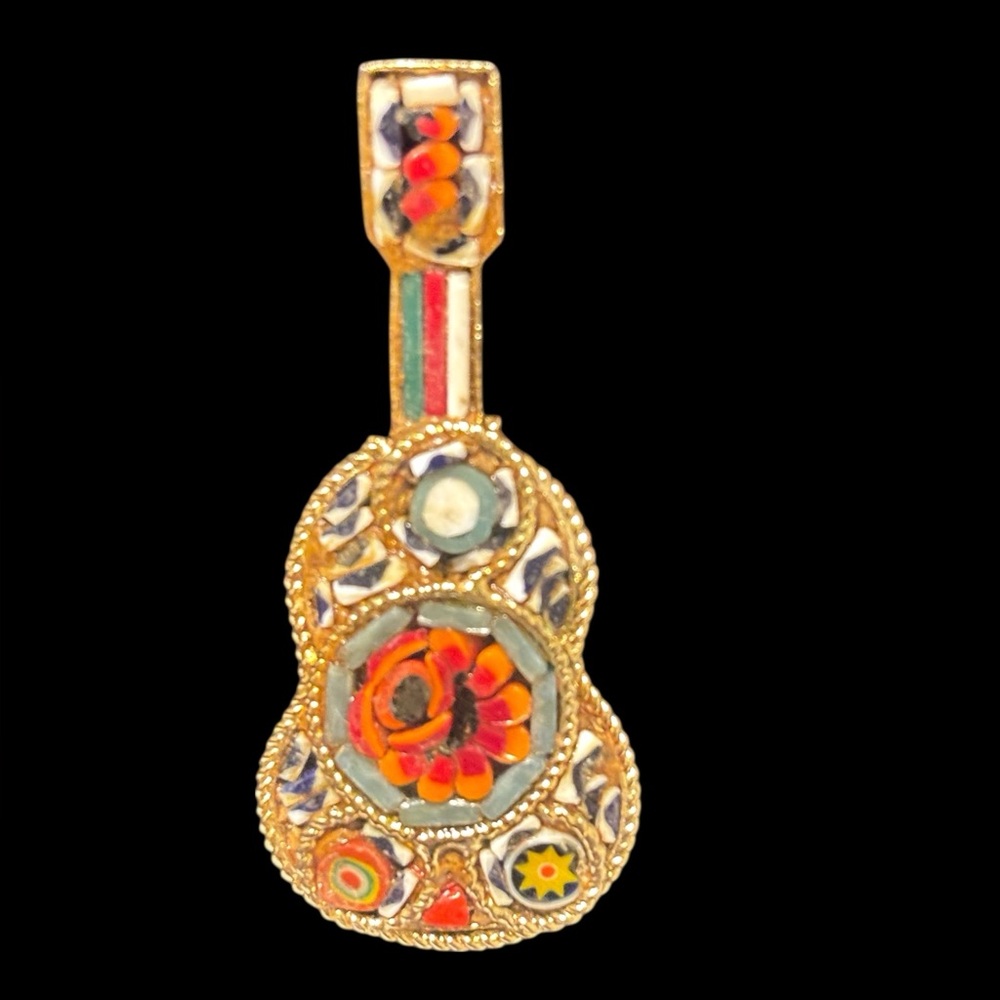Micro-Mosaic Vintage Guitar Brooch from 50’s- great condition- gold toned